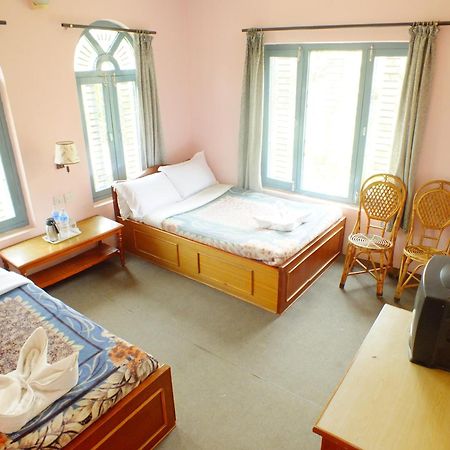 Hotel Greenland Pokhara Eksteriør billede